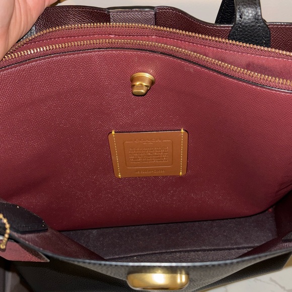 Coach Willow Black Tote Bag - Picture 9 of 10